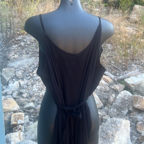 Kiwi & Punch romper/bodysuit lightweight Rayon sleeveless airy wide leg size M - Picture 4 of 10